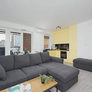 Apartament Z Widokiem Na Centrum 9 Pietro & Parking By Renters, Warszawa